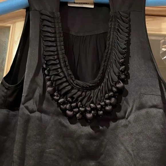 Valentino Roma medium silk camisole ITALY 42AUTHENTIC embellished neckline